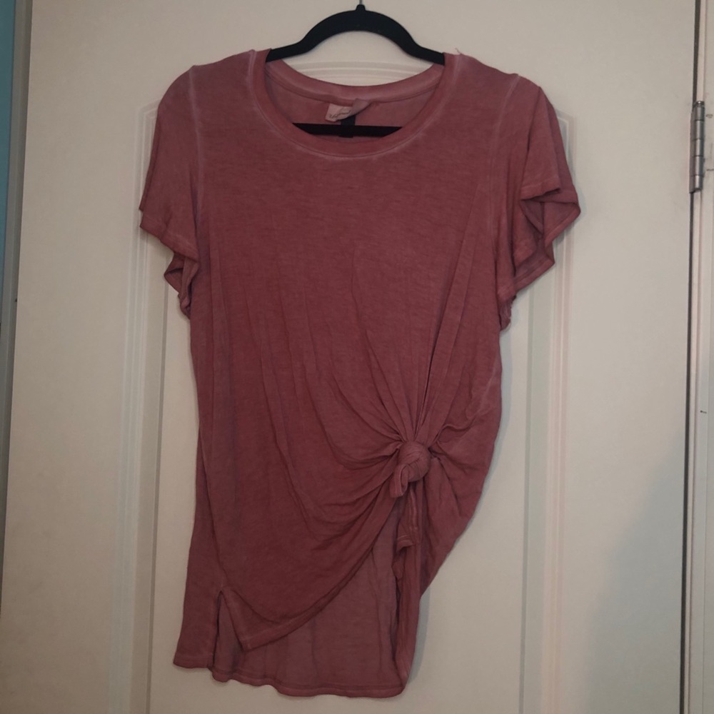 Pink T-Shirt w/ Knotted Design